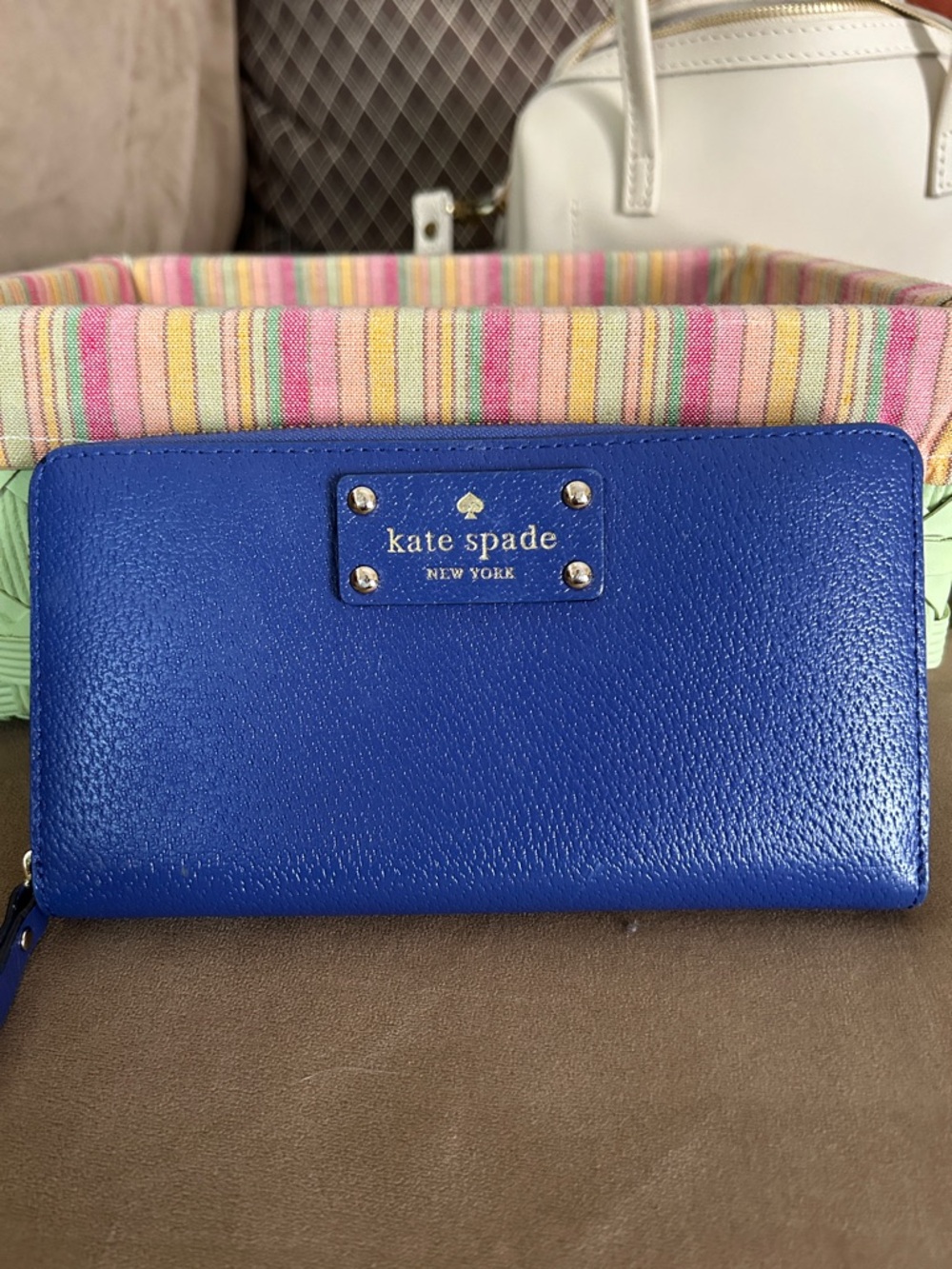 Kate Spade Pebbles Leather Wallet with Gold Hardware